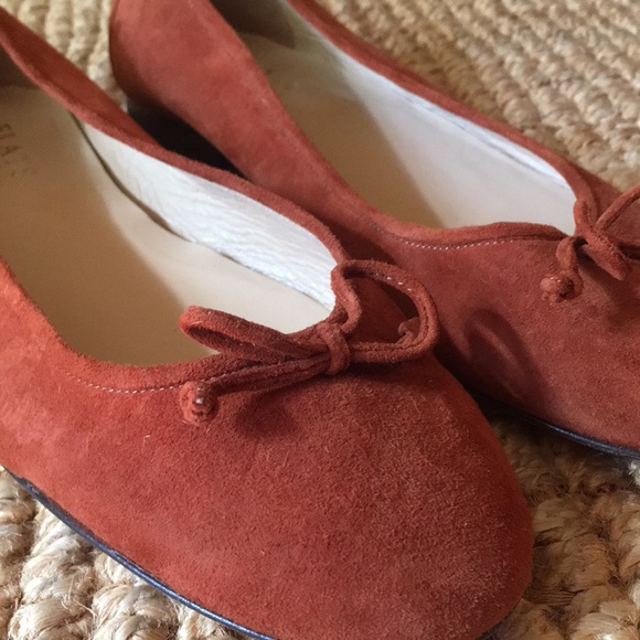 New Italian made russet suede flats - Picture 3 of 4